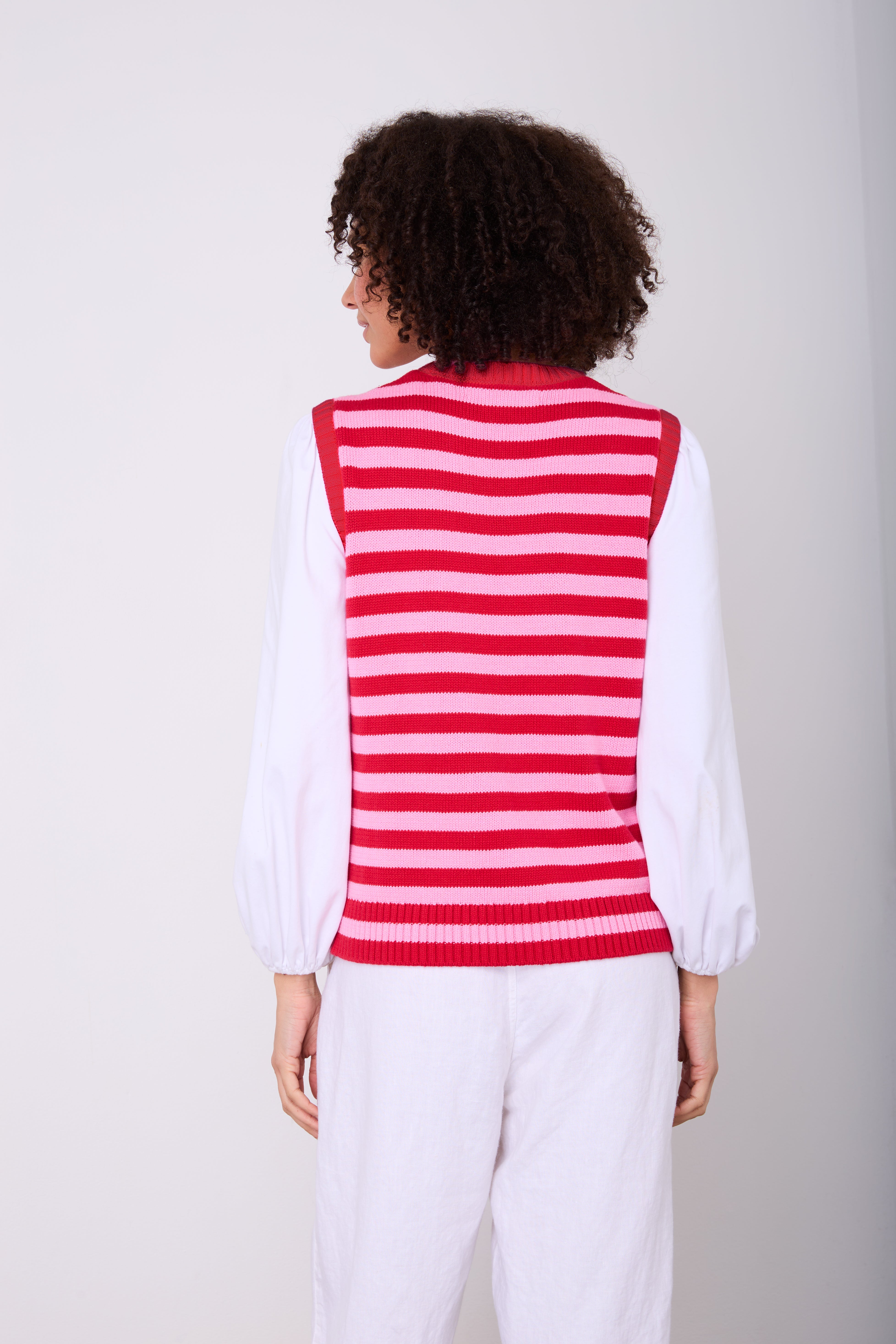 The Short Knitted Vest