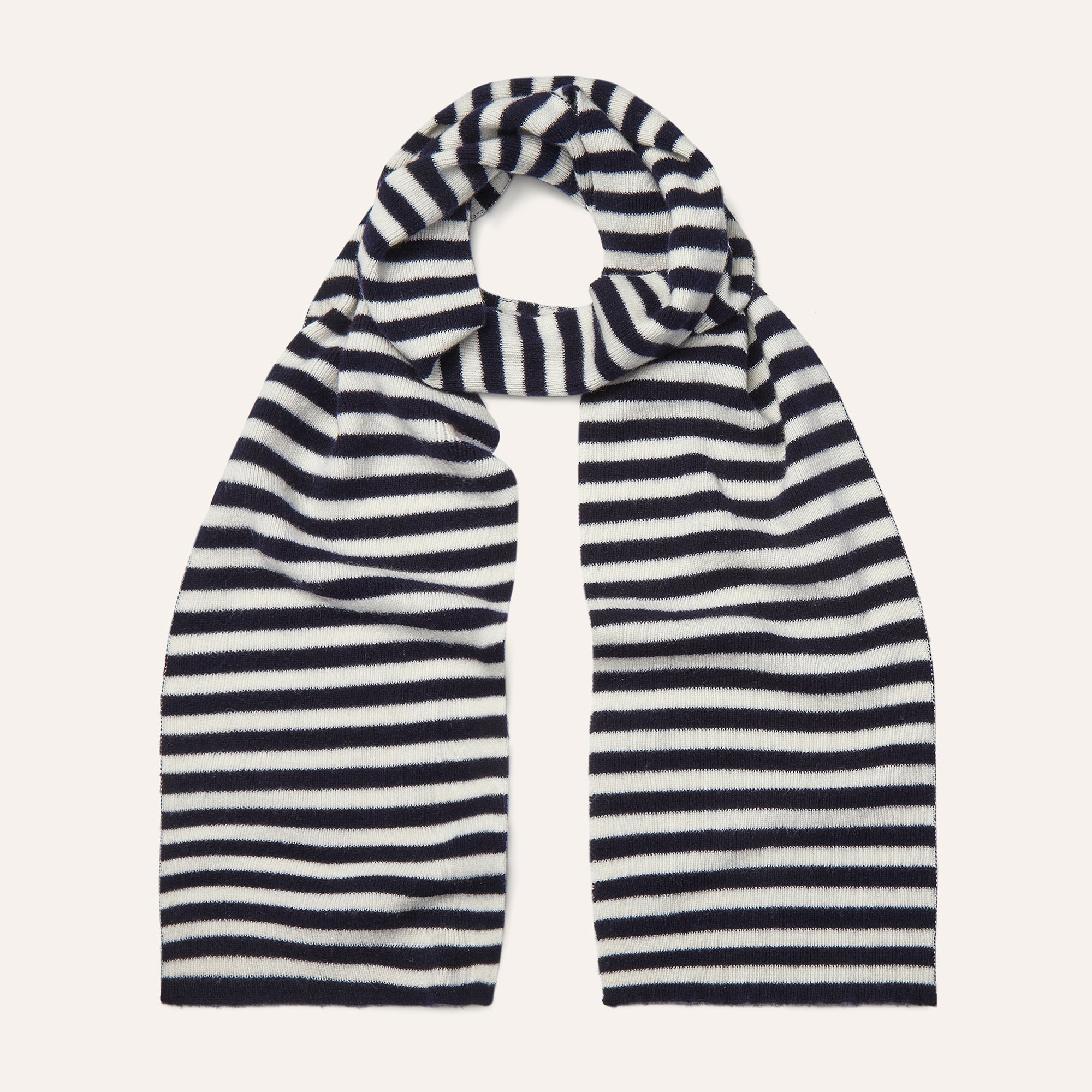 The Cashmere Scarf